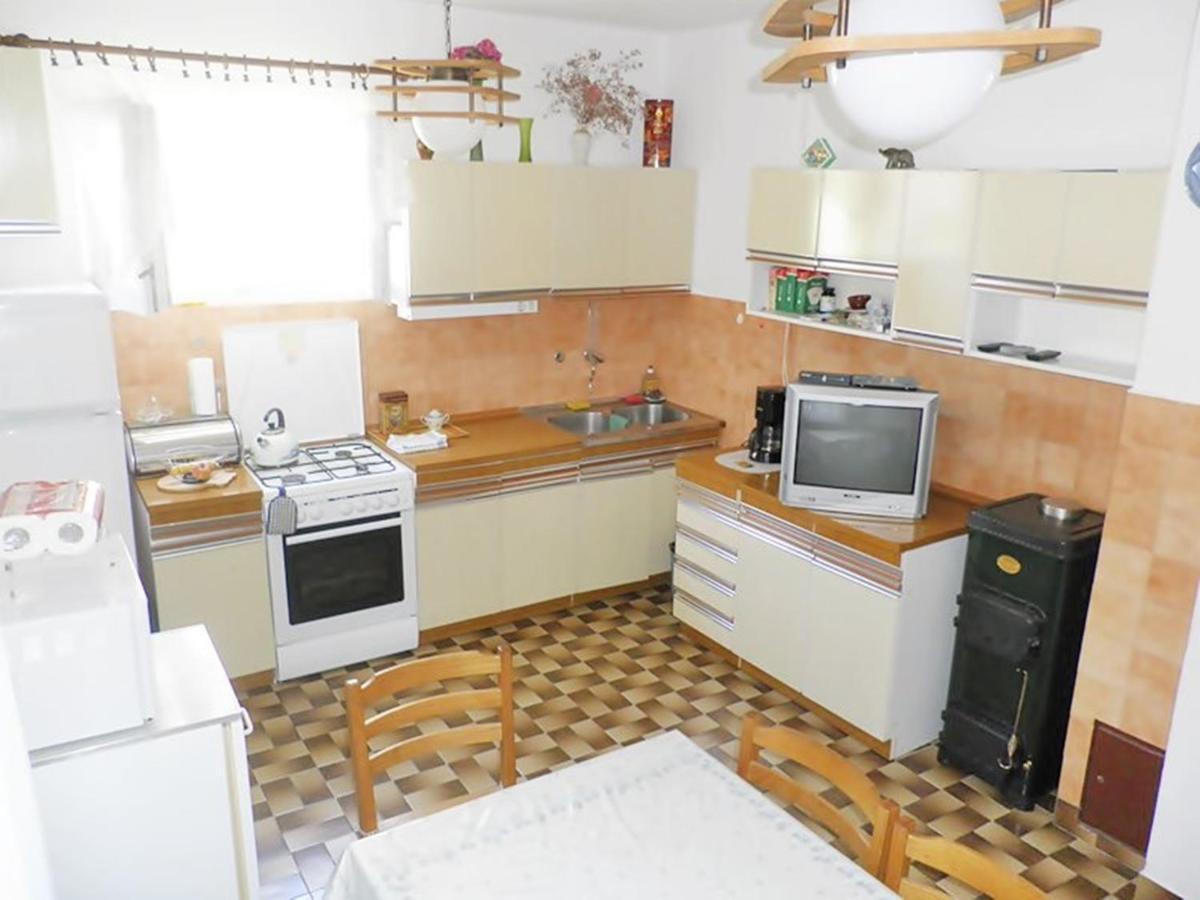 Apartment Pepica تروغير الغرفة الصورة